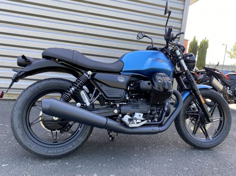 MOTO GUZZI V7 STONE