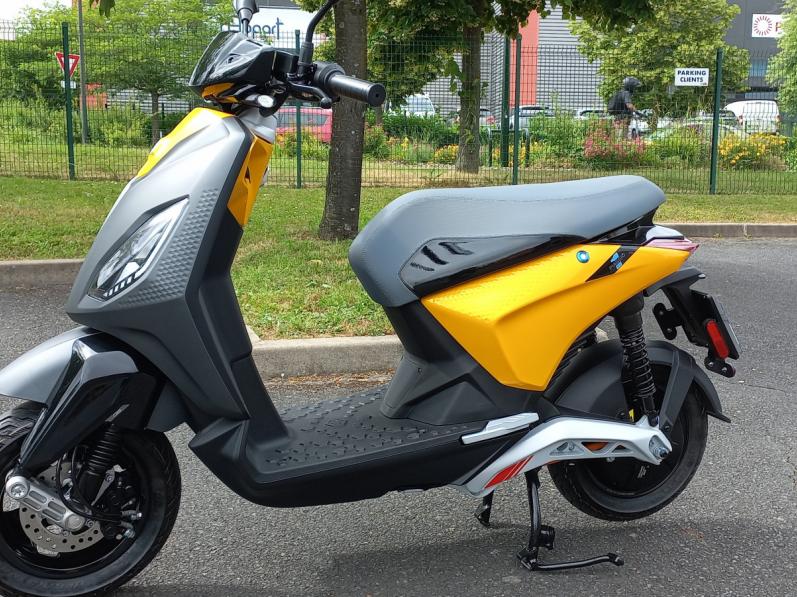 PIAGGIO 1 ACTIVE
