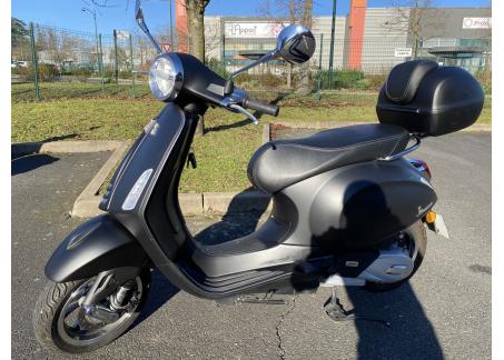 VESPA PRIMAVERA 125