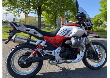 MOTO GUZZI V85 TT 