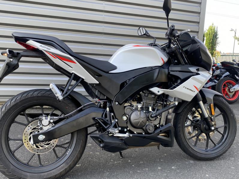 APRILIA TUONO 125