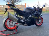 APRILIA RSV4 1100
