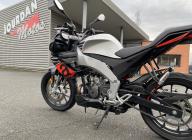 APRILIA TUONO 125 ABS